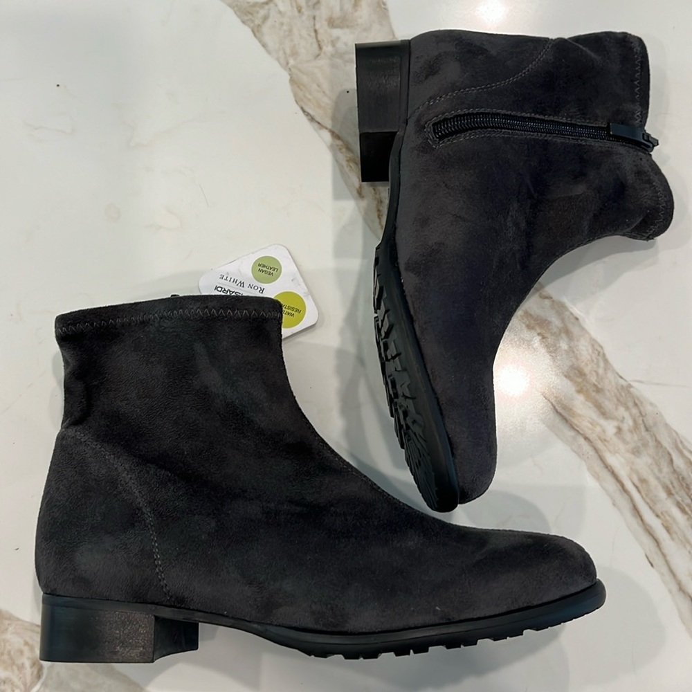 NWT Ron White Rapisardi faux suede water resistant grey 1” heel ankle boots